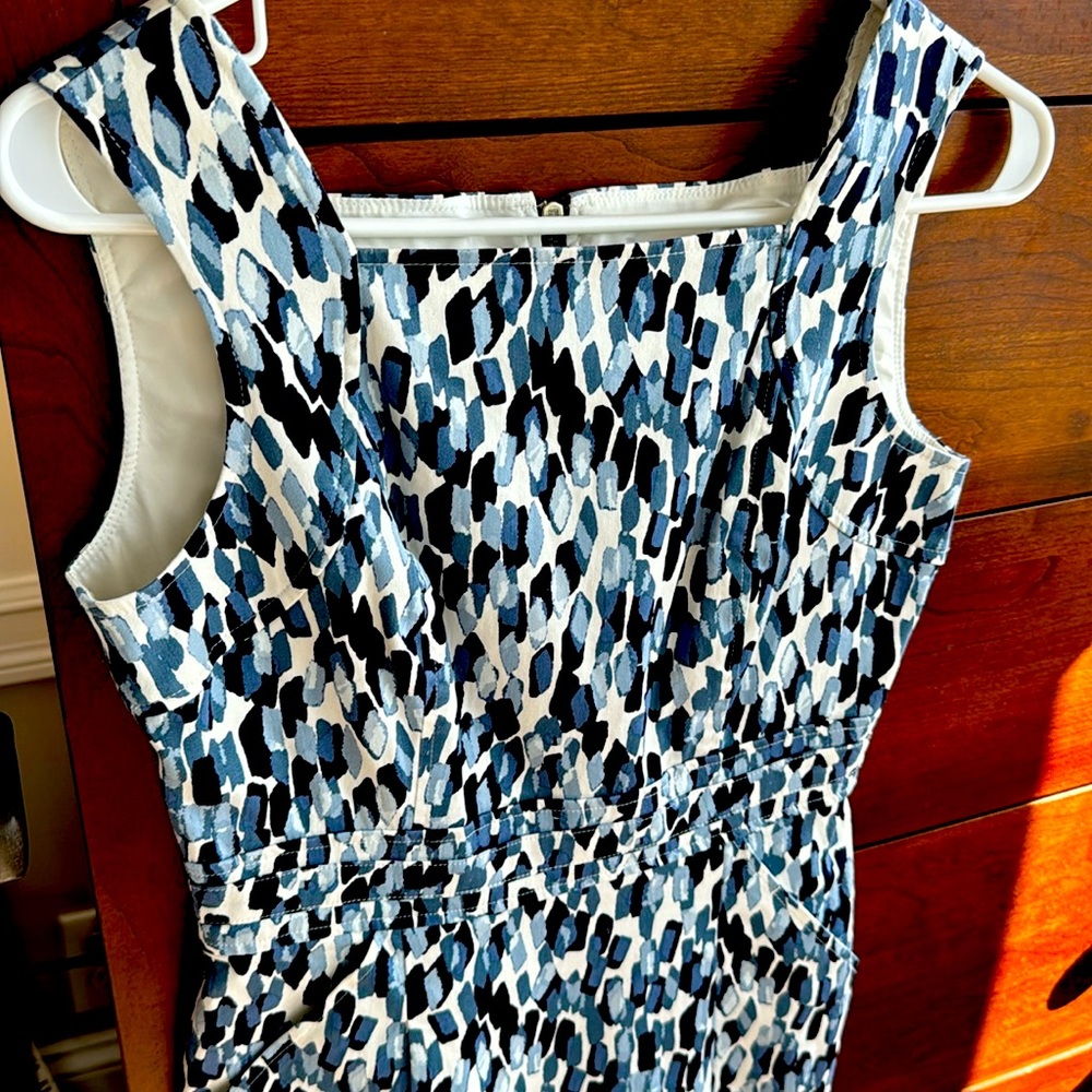 Adrianna Papell Blue, Black and White Printed Sleeveless Dress